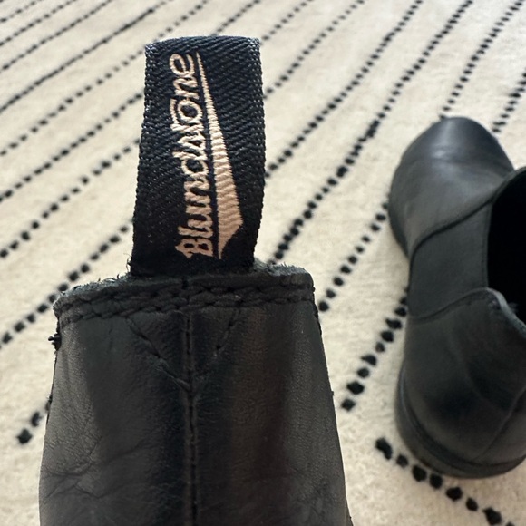 Blundstone Boots. - Picture 3 of 6